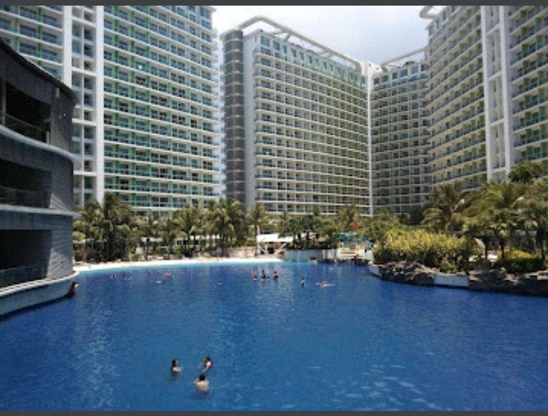 Azure Urban Resort Residences Manila Exterior photo