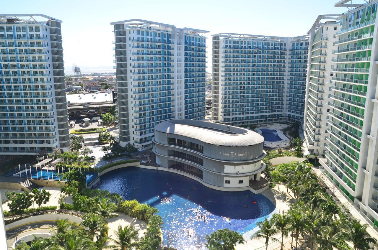 Azure Urban Resort Residences Manila Exterior photo