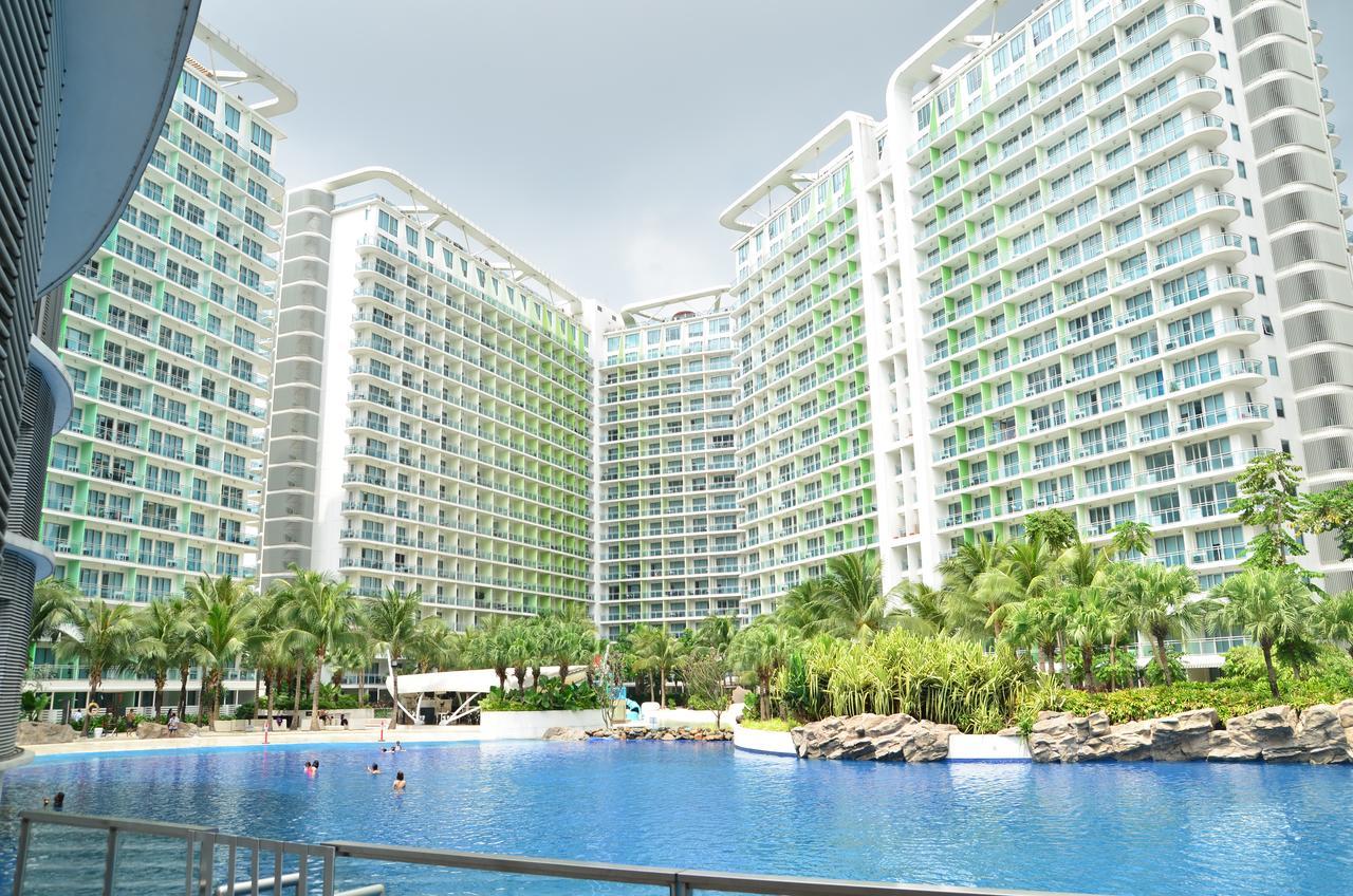 Azure Urban Resort Residences Manila Exterior photo