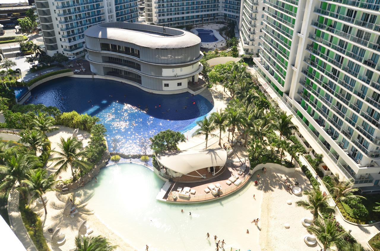 Azure Urban Resort Residences Manila Exterior photo