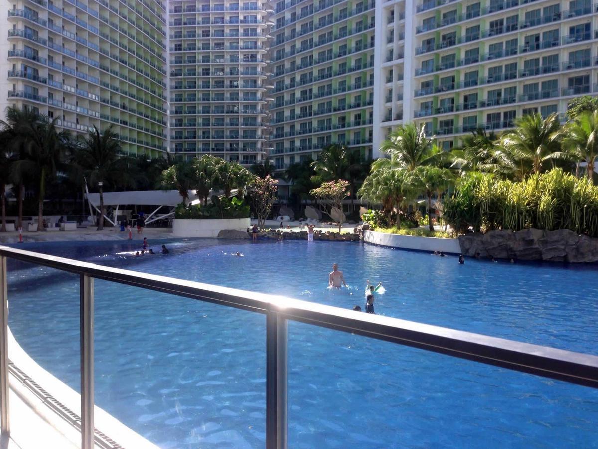 Azure Urban Resort Residences Manila Exterior photo